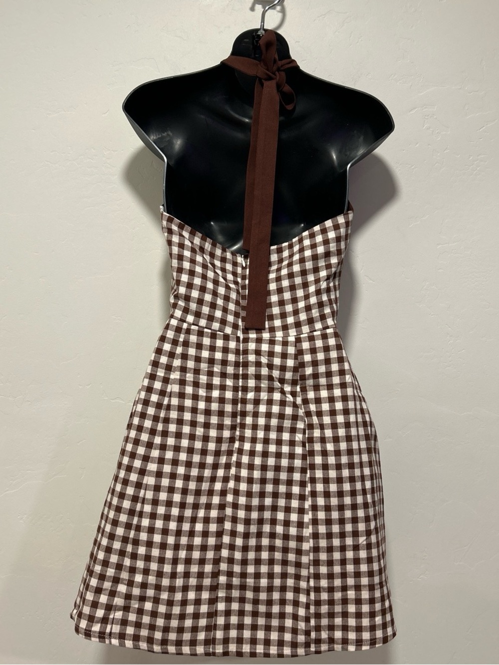 NWT Women’s Brown Gingham Halter Mini Dress Size Small Open Back Coquette Zip-Up - Picture 5 of 6